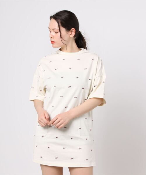 Reebok（リーボック）の「ショートスリーブ 総柄プリント ドレス /  Short Sleeve Allover Print Dress（ワンピース・レディース・オフホワイト/ブラック/ピンク・MEDIUM/LARGE/SMALL/X-LARGE）」の7枚目の写真