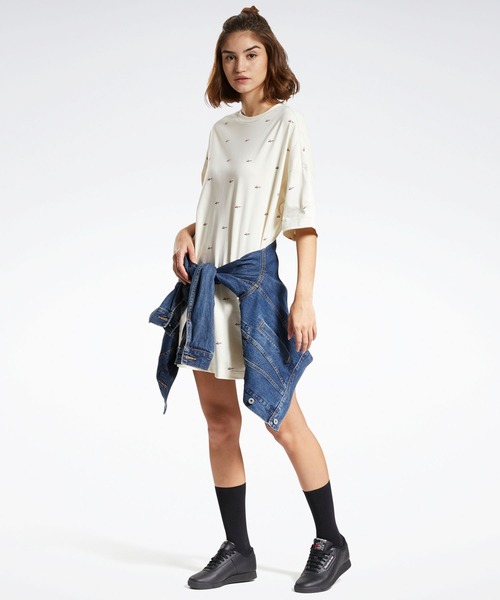 Reebok（リーボック）の「ショートスリーブ 総柄プリント ドレス /  Short Sleeve Allover Print Dress（ワンピース・レディース・オフホワイト/ブラック/ピンク・MEDIUM/LARGE/SMALL/X-LARGE）」の13枚目の写真