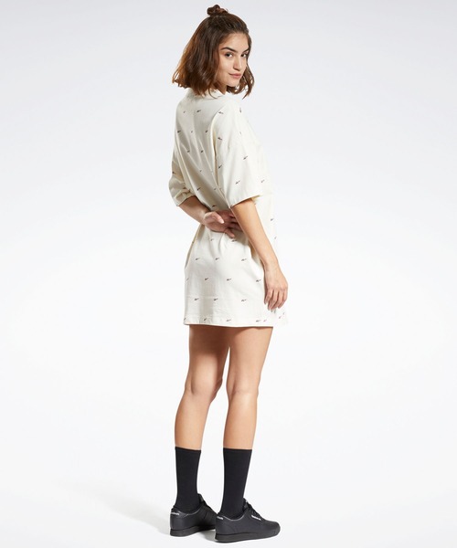 Reebok（リーボック）の「ショートスリーブ 総柄プリント ドレス /  Short Sleeve Allover Print Dress（ワンピース・レディース・オフホワイト/ブラック/ピンク・MEDIUM/LARGE/SMALL/X-LARGE）」の11枚目の写真