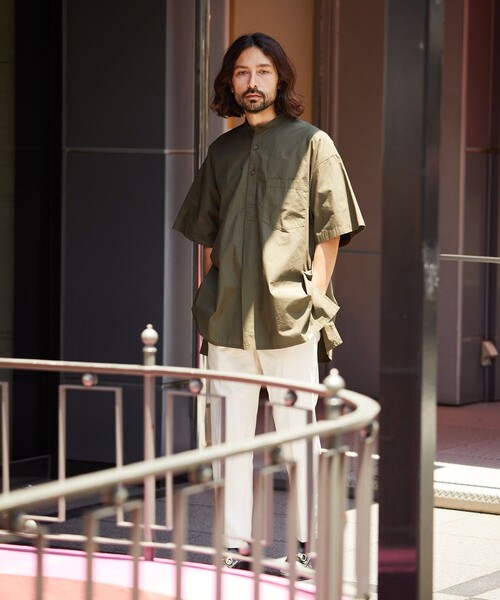 HINSON（ヒンソン）の「HINSON/ヒンソン スタンドカラープルオーバーミリタリーシャツ ショート スリーブ/スリーピングシャツ（シャツ/ブラウス・メンズ・ホワイト/ブラック/モスグリーン/オフホワイト・MEDIUM/LARGE）」の20枚目の写真