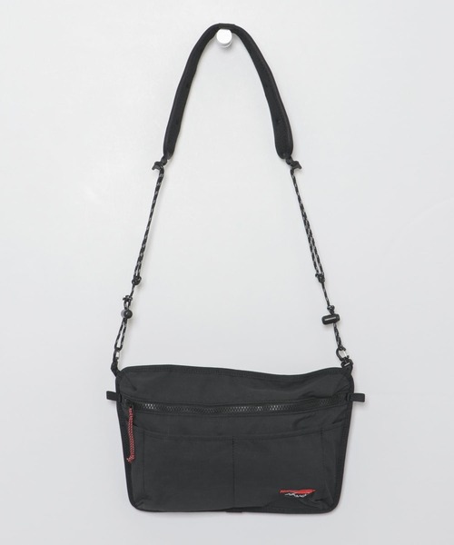 NANGA（ナンガ）の「NANGA　TAKIBI SACOCHE（ショルダーバッグ・メンズ・ブラック/カーキ/ベージュ系その他・FREE）」の2枚目の写真