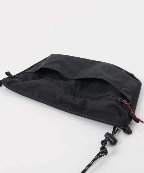 NANGA（ナンガ）の「NANGA　TAKIBI SACOCHE（ショルダーバッグ・メンズ・ブラック/カーキ/ベージュ系その他・FREE）」の14枚目の写真