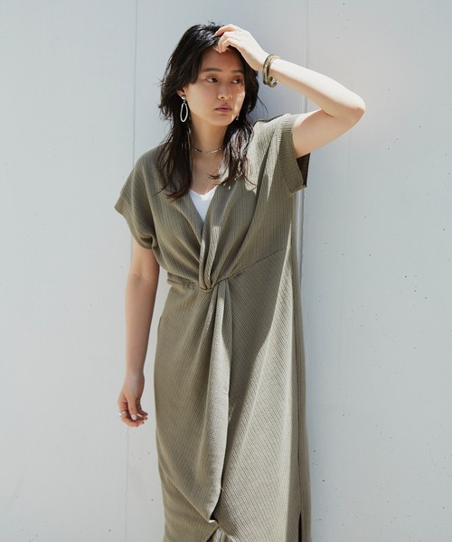 Happy John(ハッピージョン)の「2WAYワッフルワンピース(ワンピース・レディース・ホワイト/ブラック/グレイッシュベージュ・FREE)」の19枚目の写真