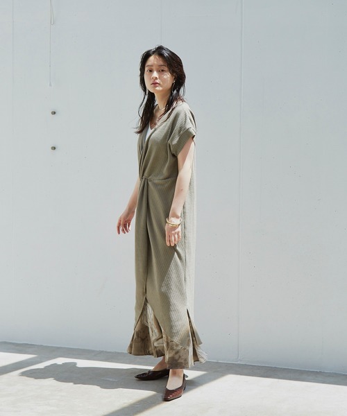 Happy John(ハッピージョン)の「2WAYワッフルワンピース(ワンピース・レディース・ホワイト/ブラック/グレイッシュベージュ・FREE)」の6枚目の写真