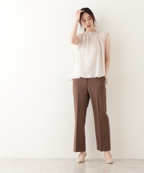 NATURAL BEAUTY BASIC(ナチュラルビューティーベーシック)の「ドビーフリルブラウス/0171210601(シャツ/ブラウス・レディース・ブラウン/ベージュ/ピンク・MEDIUM)」の9枚目の写真
