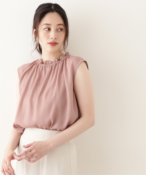 NATURAL BEAUTY BASIC(ナチュラルビューティーベーシック)の「ドビーフリルブラウス/0171210601(シャツ/ブラウス・レディース・ブラウン/ベージュ/ピンク・MEDIUM)」の16枚目の写真