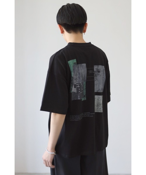 CREARE -LINO-(クレアーレリノ)の「グラフィックプリント ビッグシルエット アソート 半袖Tシャツ<ユニセックス>(Tシャツ/カットソー・メンズ・ホワイト/チャコールグレー/ホワイト系その他/ブラック系その他/グレイッシュベージュ/ホワイト系その他2/ホワイト系その他3/ホワイト系その他4/ブラック系その他2/ブラック系その他3/ブラック系その他4/ベージュ系その他2/ベージュ系その他3・M/L)」の6枚目の写真