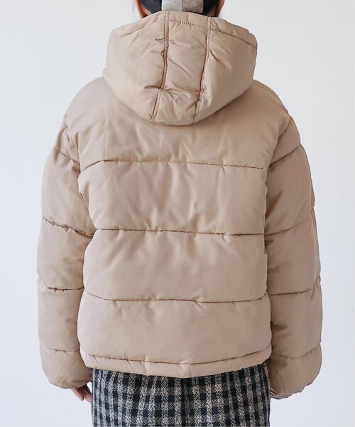 frames RAY CASSIN(フレームスレイカズン)の「ボリュームフェイクダウン(ダウンジャケット/コート・レディース・ブラック/ベージュ/キナリ・FREE)」の15枚目の写真