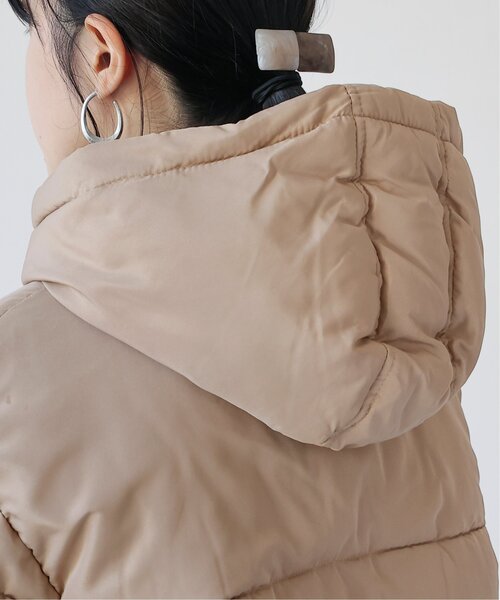 frames RAY CASSIN(フレームスレイカズン)の「ボリュームフェイクダウン(ダウンジャケット/コート・レディース・ブラック/ベージュ/キナリ・FREE)」の16枚目の写真