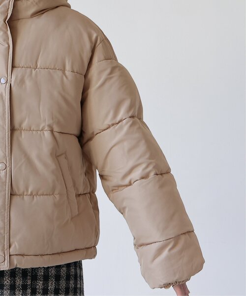 frames RAY CASSIN(フレームスレイカズン)の「ボリュームフェイクダウン(ダウンジャケット/コート・レディース・ブラック/ベージュ/キナリ・FREE)」の18枚目の写真