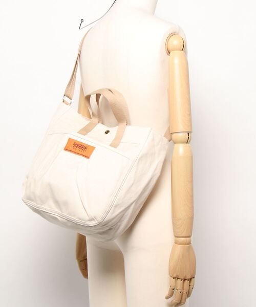 UNIVERSAL OVERALL（ユニバーサルオーバーオール）の「【UNIVERSAL OVERALL】ユニバーサルオーバーオール 2WAYミドルトートバッグ（トートバッグ・レディース・キナリ/イエロー系その他3・FREE）」の10枚目の写真