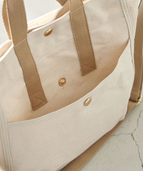 UNIVERSAL OVERALL（ユニバーサルオーバーオール）の「【UNIVERSAL OVERALL】ユニバーサルオーバーオール 2WAYミドルトートバッグ（トートバッグ・レディース・キナリ/イエロー系その他3・FREE）」の3枚目の写真