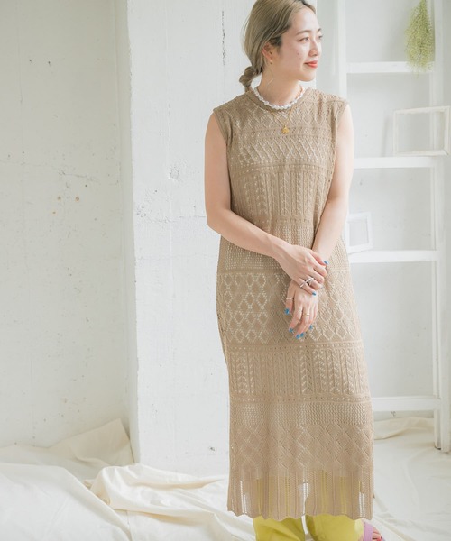 ITEMS URBANRESEARCH（アイテムズ アーバンリサーチ）の「インナーセットガラアミニットワンピース（ワンピース・レディース・ブラック/カーキ/グレー系その他・FREE）」の2枚目の写真