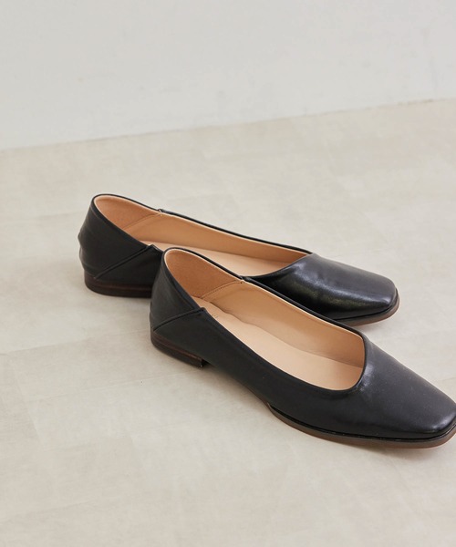 ROPE' PICNIC(ロペピクニック)の「アシンメトリーアッパーフラットバブーシュ(その他シューズ・レディース・ブラック/キナリ/ブラウン系その他2・23.0cm/23.5cm/24.0cm/24.5cm)」の3枚目の写真