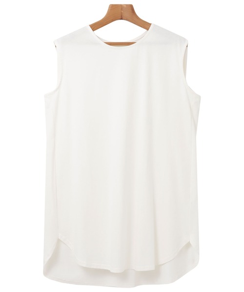 andme(アンドミー)の「コットン天竺ノースリーブトップス(Tシャツ/カットソー・レディース・チャコールグレー/ブラック/オフホワイト/モカ/グレー系その他/テラコッタ/イエロー/ライム/ラベンダー/ワインレッド・M)」の12枚目の写真