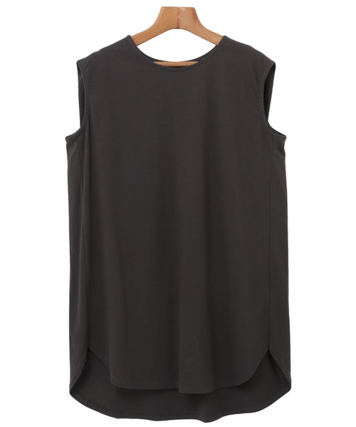 andme(アンドミー)の「コットン天竺ノースリーブトップス(Tシャツ/カットソー・レディース・チャコールグレー/ブラック/オフホワイト/モカ/グレー系その他/テラコッタ/イエロー/ライム/ラベンダー/ワインレッド・M)」の13枚目の写真