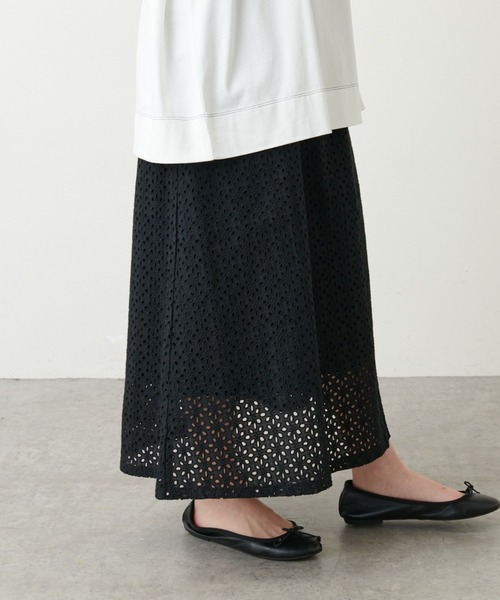 PUAL CE CIN（ピュアルセシン）の「【WEB限定】カットワークレース刺繍スカート（スカート・レディース・ホワイト/ブラック・FREE）」の10枚目の写真