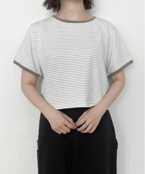 flaner(フラネ)の「ルーズボーダーTee(Tシャツ/カットソー・レディース・ベージュ/カーキ・FREE)」の14枚目の写真