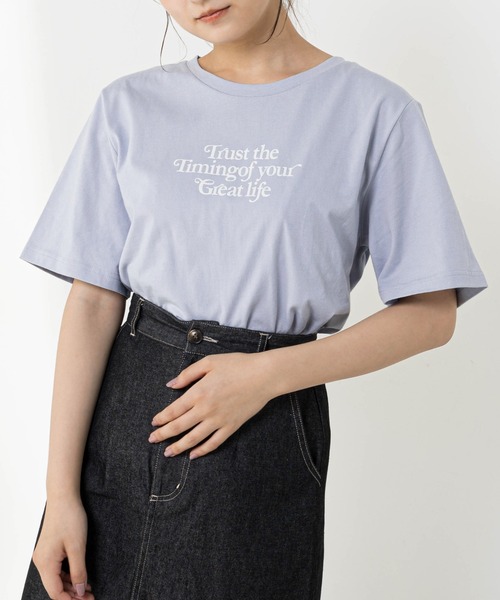 OLIVE des OLIVE（オリーブデオリーブ）の「カラーロゴTシャツ（Tシャツ/カットソー・レディース・チャコールグレー/ライトグレー/アイボリー/オフホワイト・FREE）」の4枚目の写真