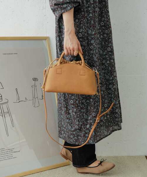 URBAN RESEARCH DOORS（アーバンリサーチドアーズ）の「ランドスケープミニバッグ（ショルダーバッグ・レディース・ブラック/モカ/キャメル・ONE）」の5枚目の写真