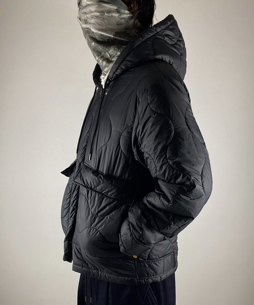 NUMBER (N)INE（ナンバーナイン）の「2WAY QUILTING HOODED JACKET / 2WAY キルティング フードジャケット（ミリタリージャケット・メンズ・ブラック/オリーブ・2/4/3）」の3枚目の写真