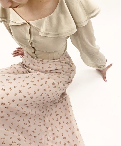 Verybrain（ベリーブレイン）の「very brain/VS-096 ﾌﾗﾜｰptﾛﾝｸﾞSK（スカート・レディース・ベージュ・M）」の15枚目の写真