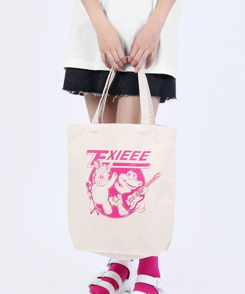 EXIEEE(イグジー)の「TOURプリントトートバッグ(トートバッグ・レディース・グリーン/ブラック/ピンク・FREE)」の22枚目の写真