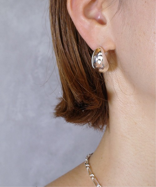 SIGNAL(シグナル)の「【SIGNAL/シグナル】Bold Line Pierce / ボールドラインピアス(ピアス(両耳用)・レディース・ゴールド/シルバー・FREE)」の3枚目の写真