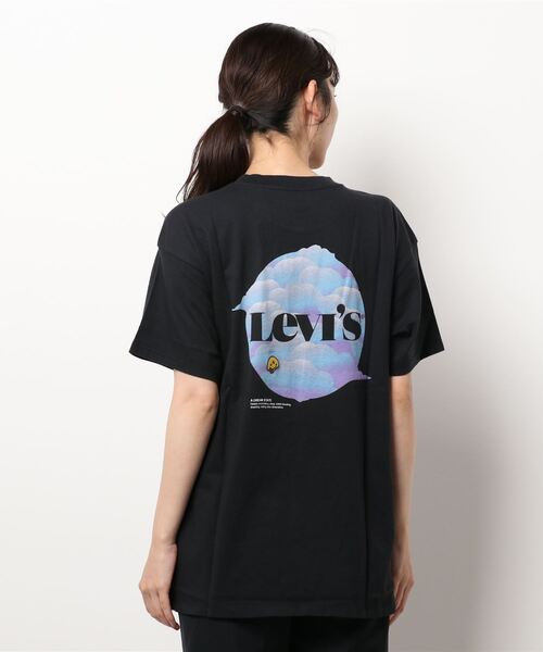Levi's（リーバイス）の「【Levi's】バックプリントＴ（Tシャツ/カットソー・レディース・ブラック・S/M）」の2枚目の写真