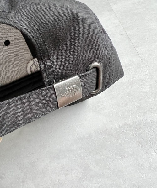 THE NORTH FACE（ザノースフェイス）の「THE NORTH FACE(ザ・ノースフェイス) /RCYD 66 CLASSIC HAT　リサイクルド66クラシックキャップ ロゴキャップ（キャップ・レディース・ブラウン/オリーブ/アイボリー/ホワイト×ブラック・FREE）」の11枚目の写真