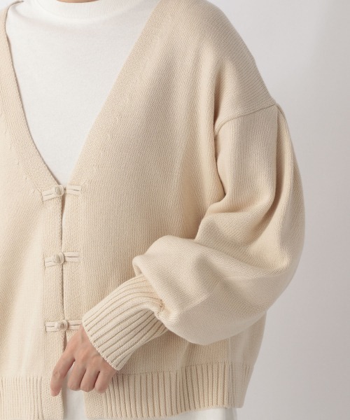 LOWRYS FARM（ローリーズファーム）の「チャイナカーディガンＬＳ　214933（カーディガン/ボレロ・レディース・アイボリー/ブラック/ブルー/レッド・FREE）」の12枚目の写真