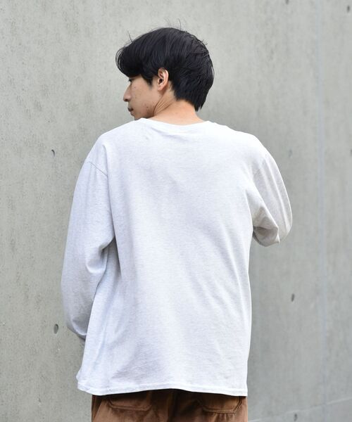 Russell Athletic(ラッセルアスレティック)の「【WEB限定/SHIPS別注】RUSSELL ATHLETIC: カレッジ プリント Tシャツ (ロンT) 21FW(Tシャツ/カットソー・メンズ・ホワイト/チャコールグレー/ライトグレー/グレー・SMALL/MEDIUM/LARGE/X-LARGE)」の14枚目の写真