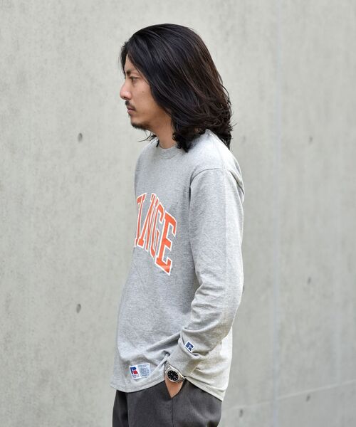 Russell Athletic(ラッセルアスレティック)の「【WEB限定/SHIPS別注】RUSSELL ATHLETIC: カレッジ プリント Tシャツ (ロンT) 21FW(Tシャツ/カットソー・メンズ・ホワイト/チャコールグレー/ライトグレー/グレー・SMALL/MEDIUM/LARGE/X-LARGE)」の5枚目の写真