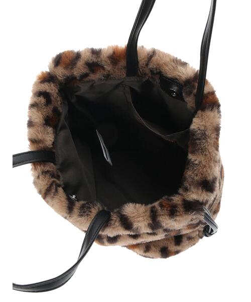 koe（コエ）の「ファー巾着ミニトート*（トートバッグ・レディース・アイボリー/ブラック/ホワイト/オリーブ/ベージュ・FREE）」の19枚目の写真