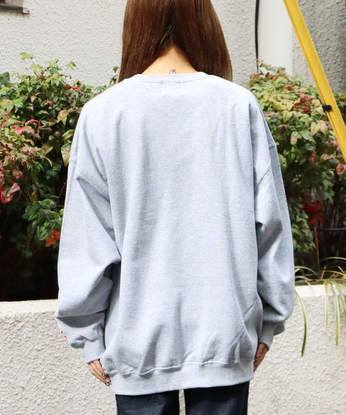 ROOPTOKYO（ループトウキョウ）の「【ROOPTOKYOオリジナル】出会って5秒でバトル Battle in 5 seconds after meeting 刺繍 スウェットトレーナー アニメプリント ワンポイントロゴ 袖ロゴ（スウェット・メンズ・ブラック/ホワイト/グレー・M/L/XXL/XL）」の11枚目の写真