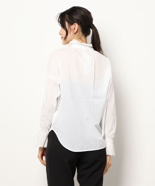 Samansa Mos2（サマンサ モスモス）の「スカラップレースブラウス（シャツ/ブラウス・レディース・オフホワイト/キナリ/チャコール・ﾌﾘ-）」の5枚目の写真