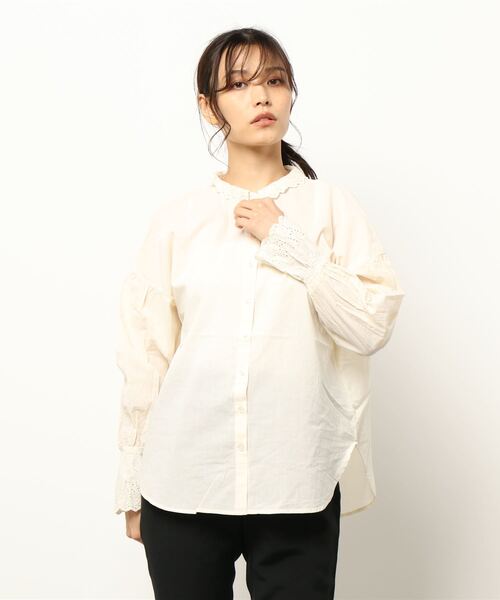 Samansa Mos2（サマンサ モスモス）の「スカラップレースブラウス（シャツ/ブラウス・レディース・オフホワイト/キナリ/チャコール・ﾌﾘ-）」の6枚目の写真