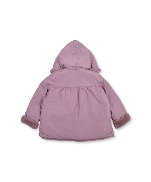 BeBe(ベベ)の「BeBe/【撥水加工】取り外し可能フード付きエコファーフラワーモチーフ中綿ブルゾン(90~150cm)(ブルゾン・キッズ・ネイビー/ピンク・130/90/140/120/150/100/110)」の4枚目の写真