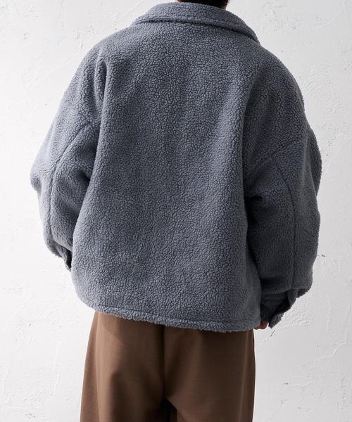 値下げ❗️ PINUE ピヌエ ビッグポケットショートコート グレー PINUE 2023 Winter Collection】 オンラインショップにて販売中