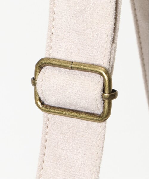 ikka（イッカ）の「フェイクスェードアウトポケット2WAYショルダーBAG（ショルダーバッグ・メンズ・ライトグレー/ブラック/ブラウン・FREE）」の19枚目の写真