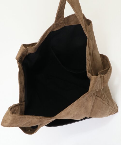 ikka（イッカ）の「フェイクスェードアウトポケット2WAYショルダーBAG（ショルダーバッグ・メンズ・ライトグレー/ブラック/ブラウン・FREE）」の14枚目の写真