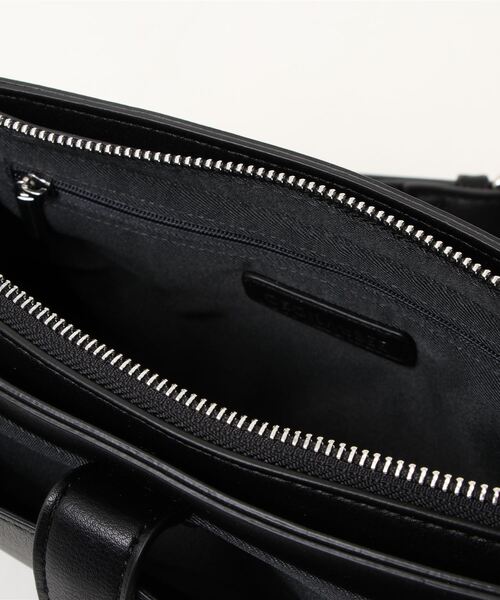 CECIL McBEE(セシルマクビー)の「【CECIL McBEE / セシルマクビー】 ブルーナ ショルダーバッグ(ショルダーバッグ・レディース・ブラック/オフホワイト・FREE)」の5枚目の写真