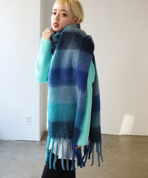 Shelly island（シェリーアイランド）の「チェックボリュームマフラー（マフラー・レディース・オレンジ/ブルー/グリーン・FREE）」の2枚目の写真