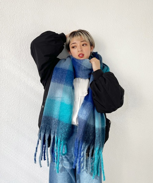 Shelly island（シェリーアイランド）の「チェックボリュームマフラー（マフラー・レディース・オレンジ/ブルー/グリーン・FREE）」の9枚目の写真