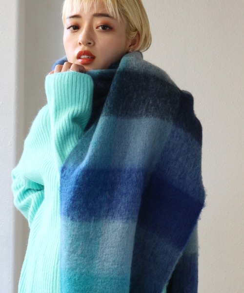 Shelly island（シェリーアイランド）の「チェックボリュームマフラー（マフラー・レディース・オレンジ/ブルー/グリーン・FREE）」の13枚目の写真