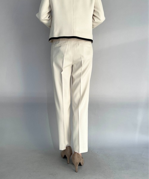 PICCIN（ピッチン）の「ドビーオックステーパードパンツ（スーツパンツ・レディース・ネイビー/グレイッシュベージュ・M/L）」の5枚目の写真