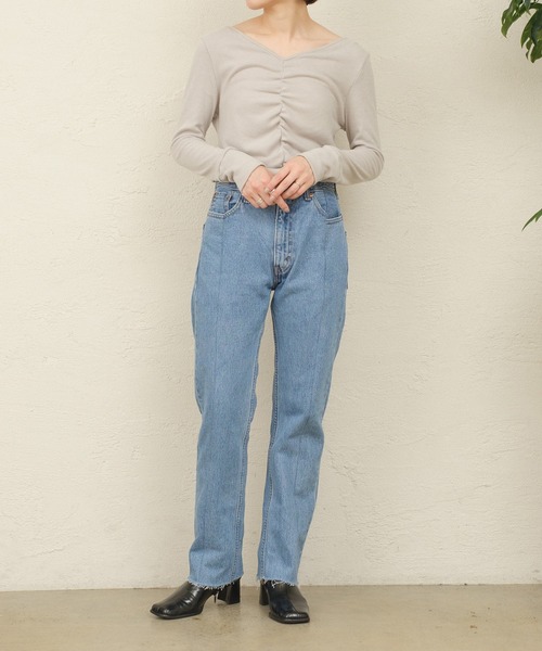 ONEME（ワンム）の「【 ONEME 】 シャーリングスムースニット（Tシャツ/カットソー・レディース・ネイビー/グレイッシュベージュ・FREE）」の14枚目の写真