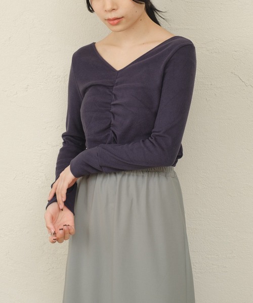 ONEME（ワンム）の「【 ONEME 】 シャーリングスムースニット（Tシャツ/カットソー・レディース・ネイビー/グレイッシュベージュ・FREE）」の11枚目の写真