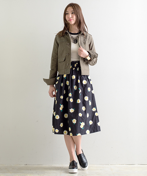 B:MING by BEAMS(ビーミングバイビームス)の「ビーミング by ビームス / ミディギャザースカート(スカート・レディース・ブラック/ネイビー・ONE SIZE)」の18枚目の写真