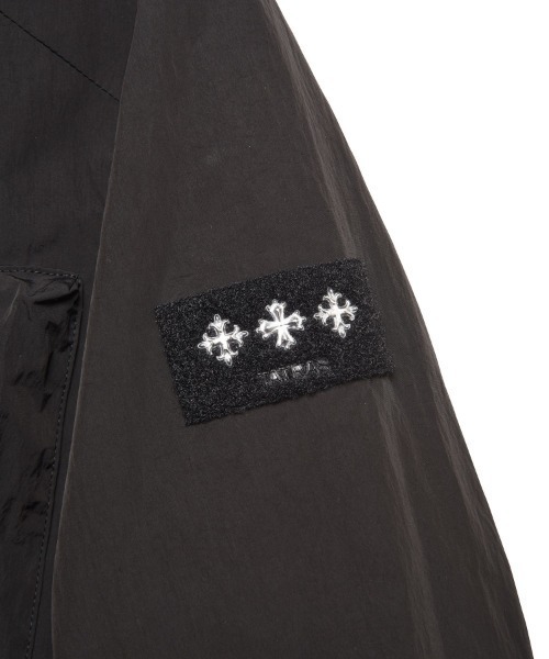 TATRAS（タトラス）の「TATRAS(タトラス) CASTOR マウンテンパーカー（マウンテンパーカー・メンズ・ブラック・4/2/3）」の2枚目の写真